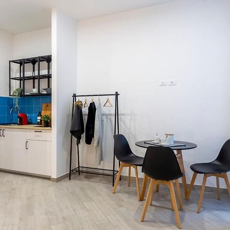 Cool And Stylish City Apartment - Wifi Trieste Luaran gambar