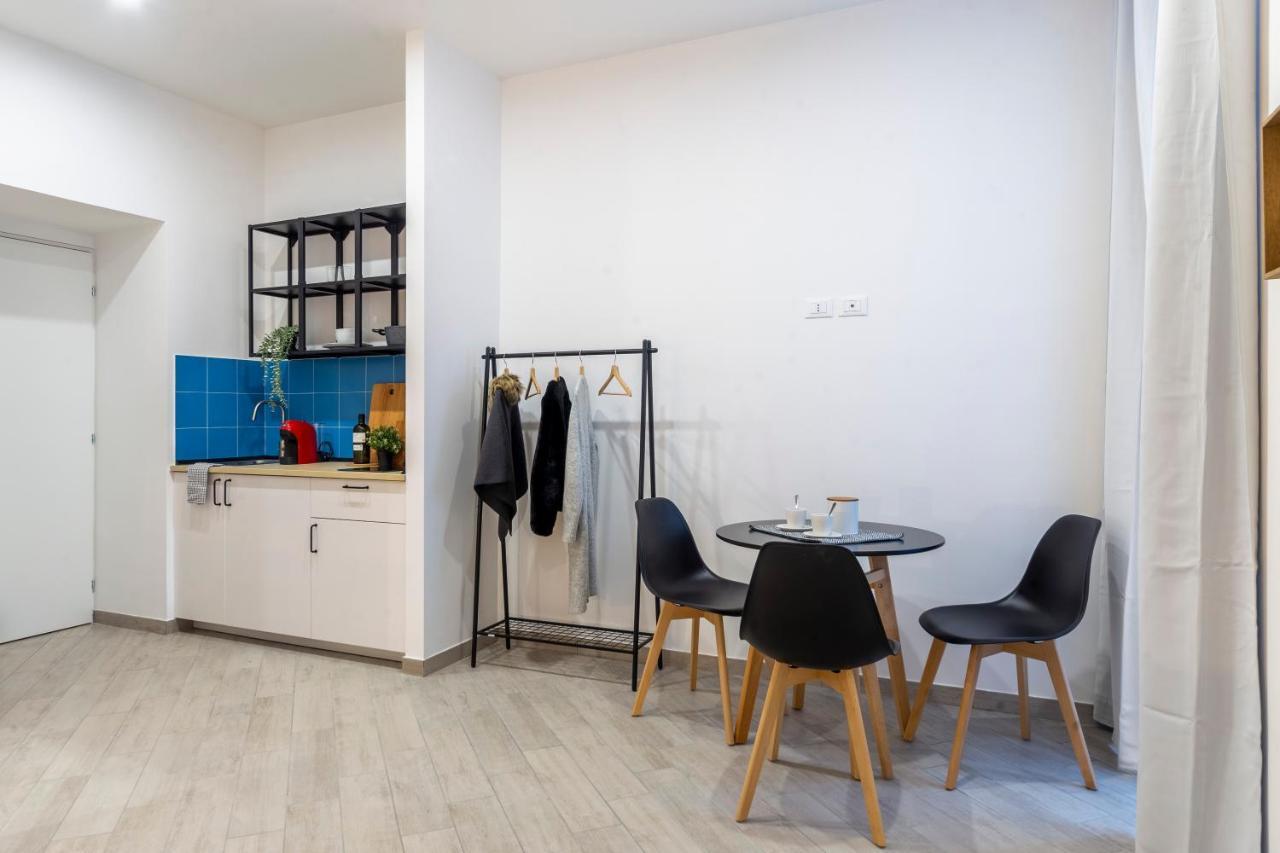 Cool And Stylish City Apartment - Wifi Trieste Luaran gambar