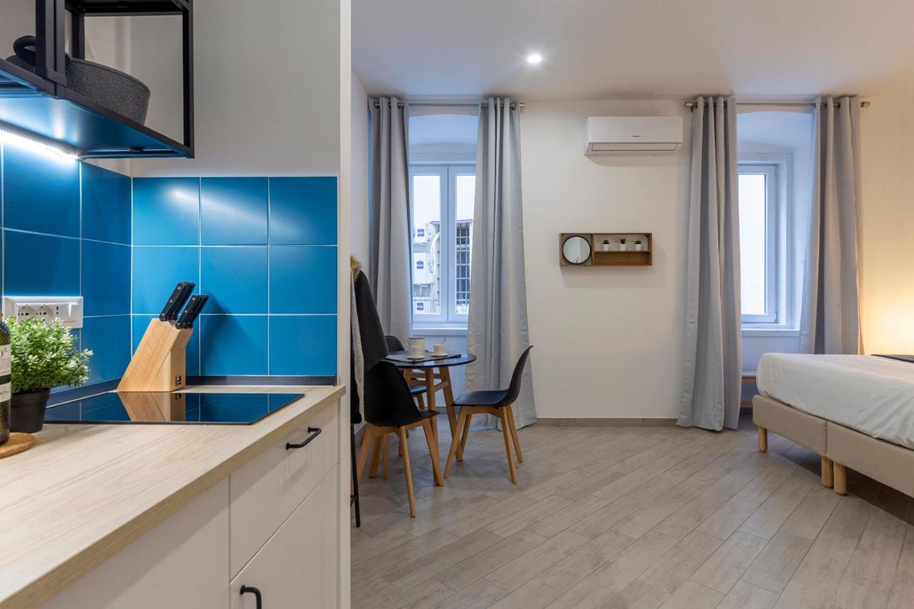 Cool And Stylish City Apartment - Wifi Trieste Luaran gambar